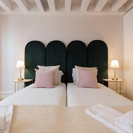Mouzinho Luxury 3Br Flat L 5 Min Walk To Ribeira By Lovelystay بورتو المظهر الخارجي الصورة