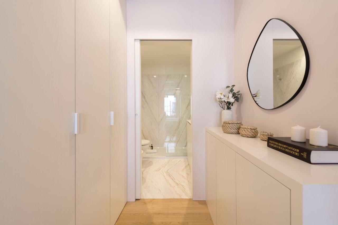 Mouzinho Luxury 3Br Flat L 5 Min Walk To Ribeira By Lovelystay بورتو المظهر الخارجي الصورة
